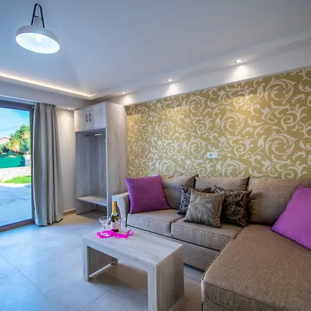 Paradise Apartments-2